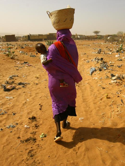 Vrouw met kind uit Darfur, Soedan (shutterstock)